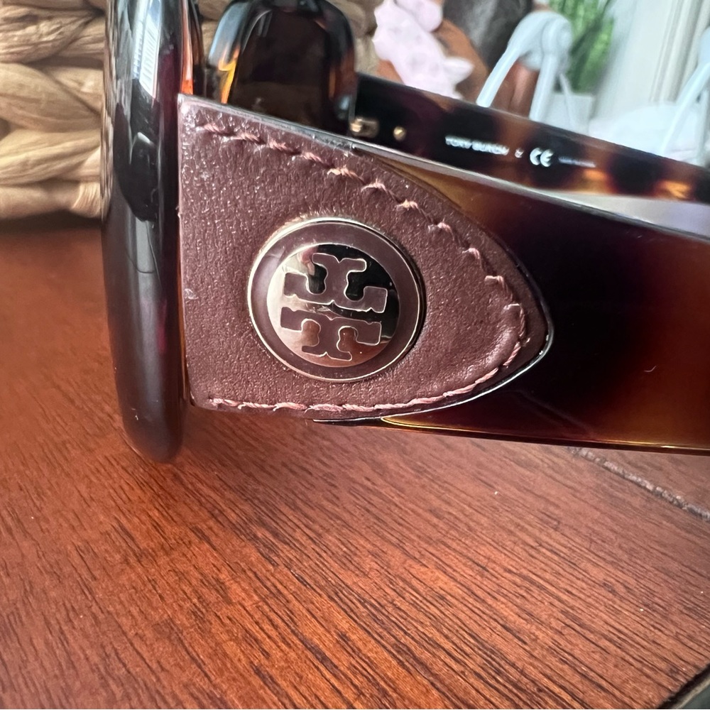 Tory Burch Tortoise Sunglasses - Picture 6 of 6